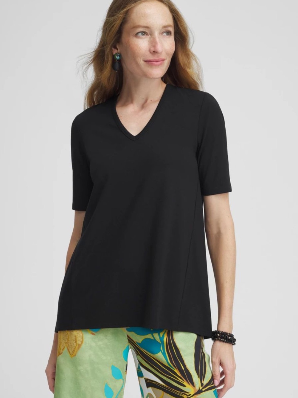 Chico's Touch of Cool Modern Tunic Black V-Neck Short Sleeve Tee 1 (M)